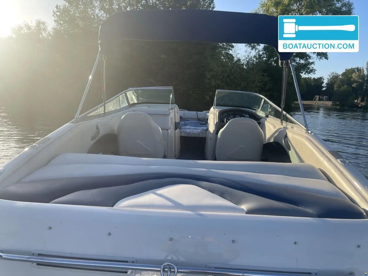 Crownline 266 BR