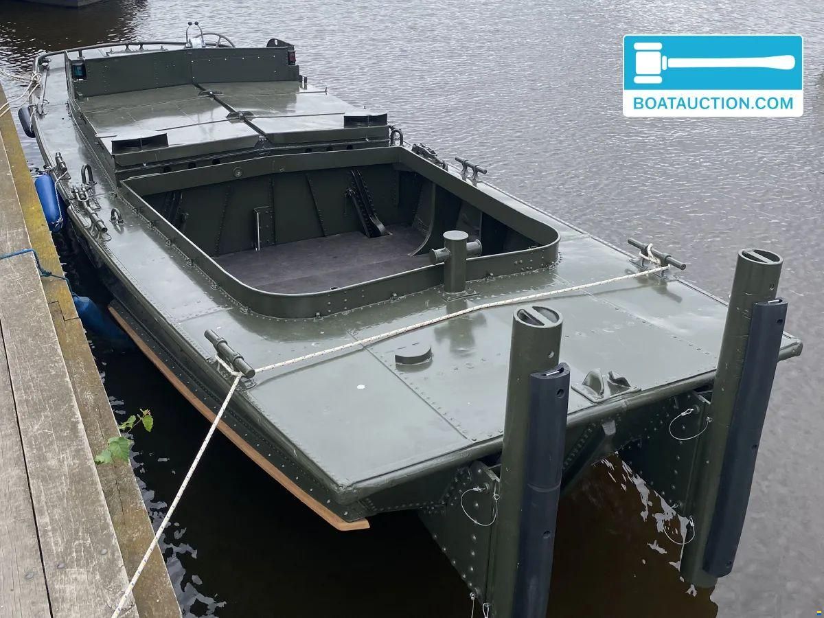 Bridge Erection Boat D27