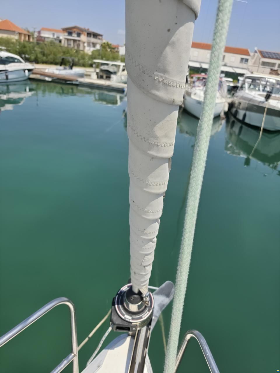 Bavaria CRUISER 37