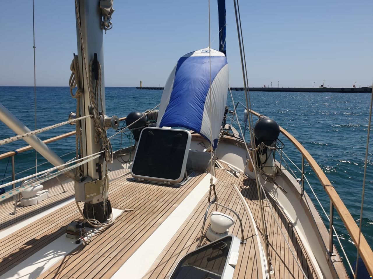 Nauticat 33