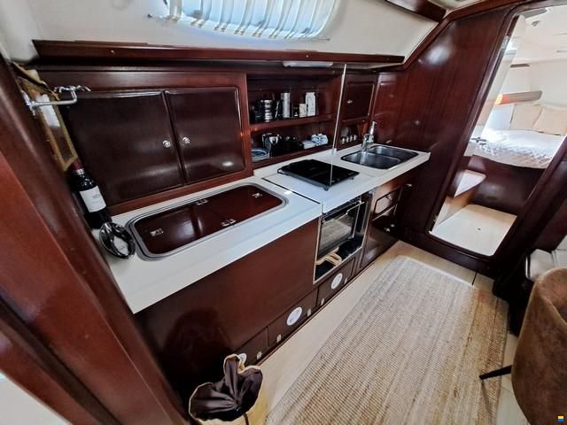 Bavaria 40