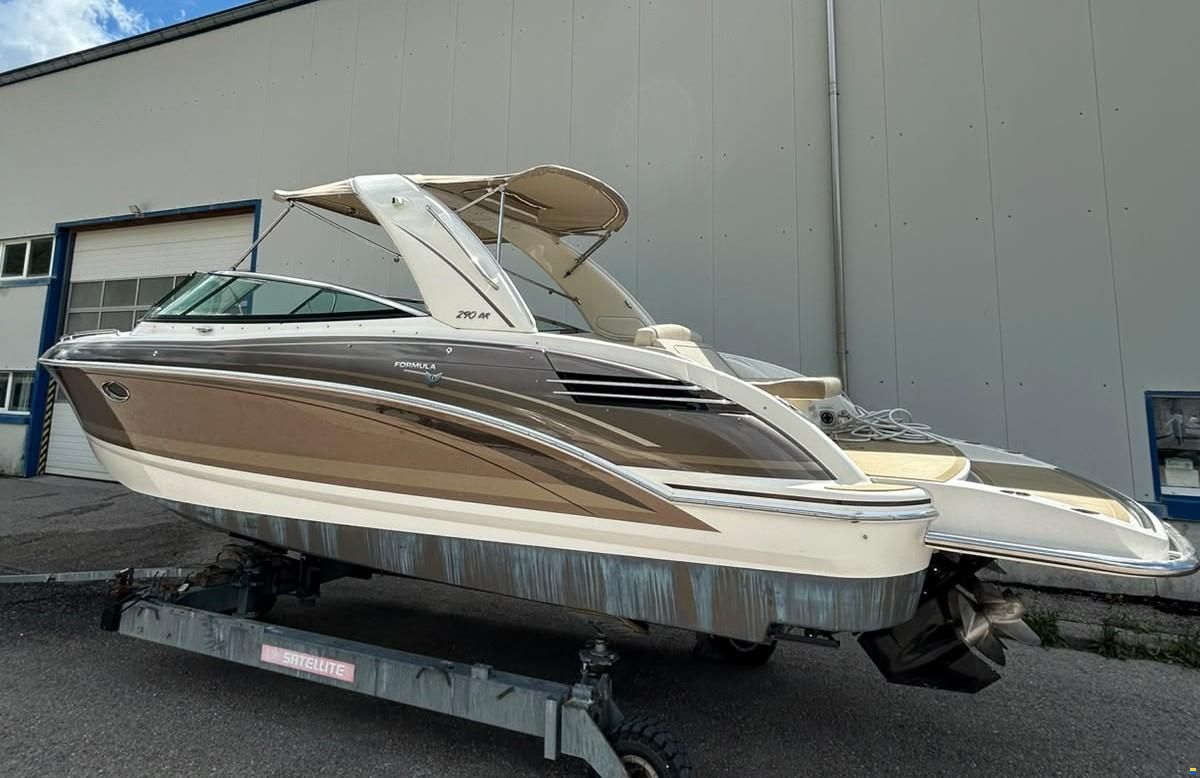 Formula 290 Sun Sport