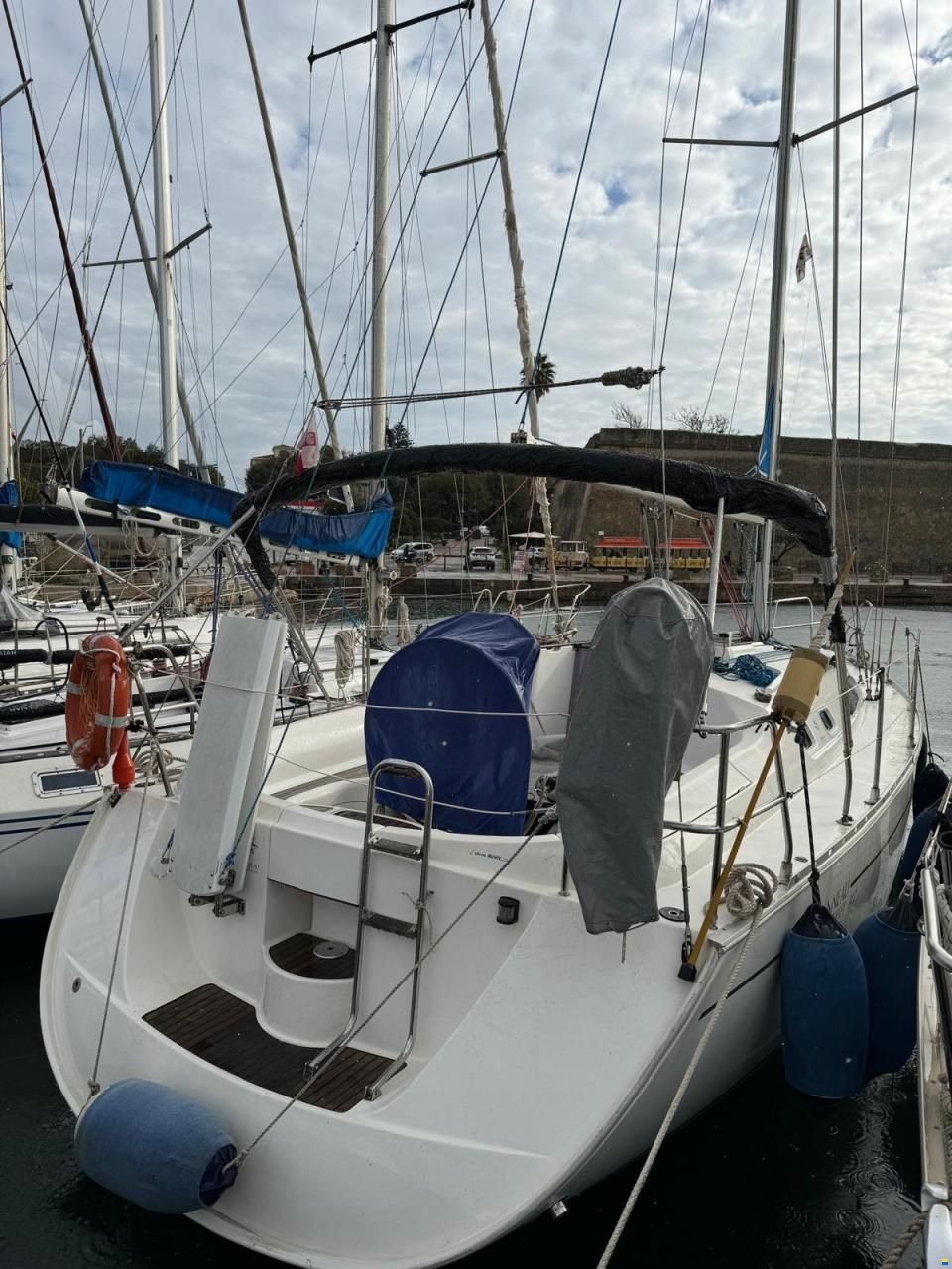 Jeanneau Odyssey