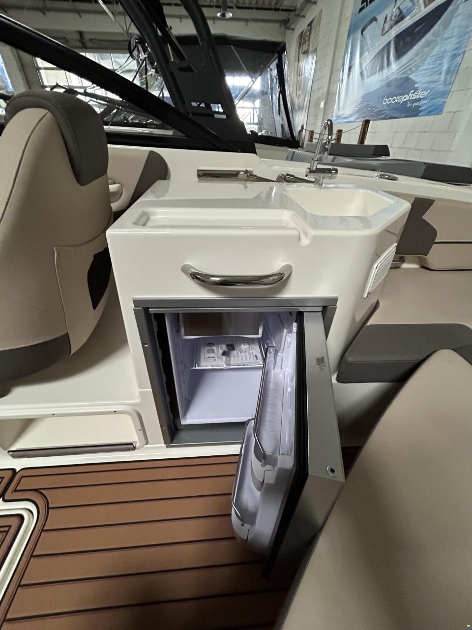 Bayliner VR 6 C