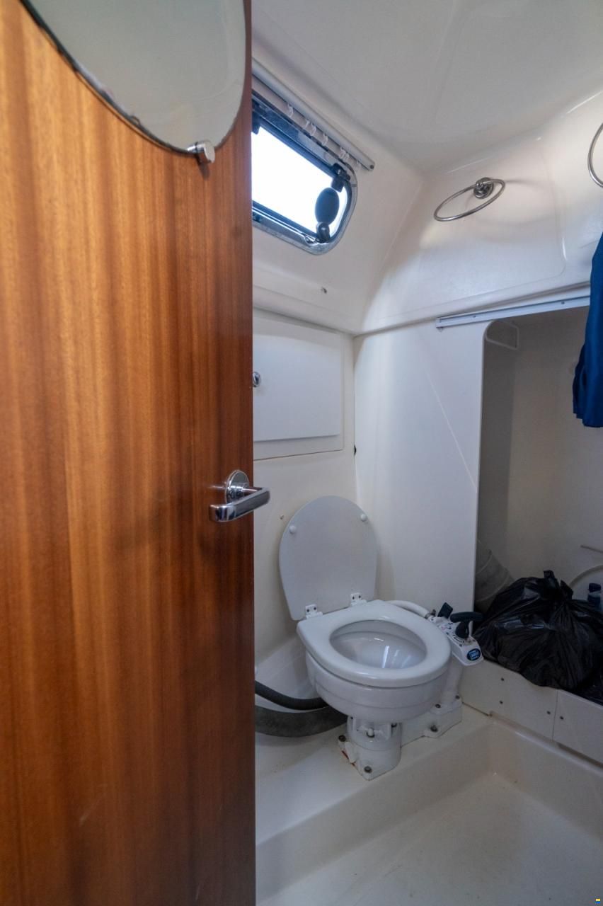 Bavaria 33 ft