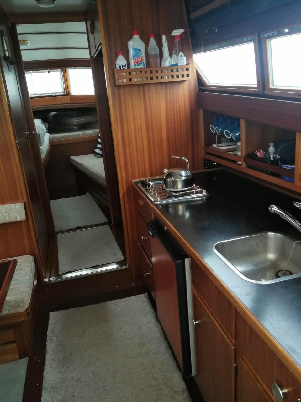 Coronet 32 Oceanfarer