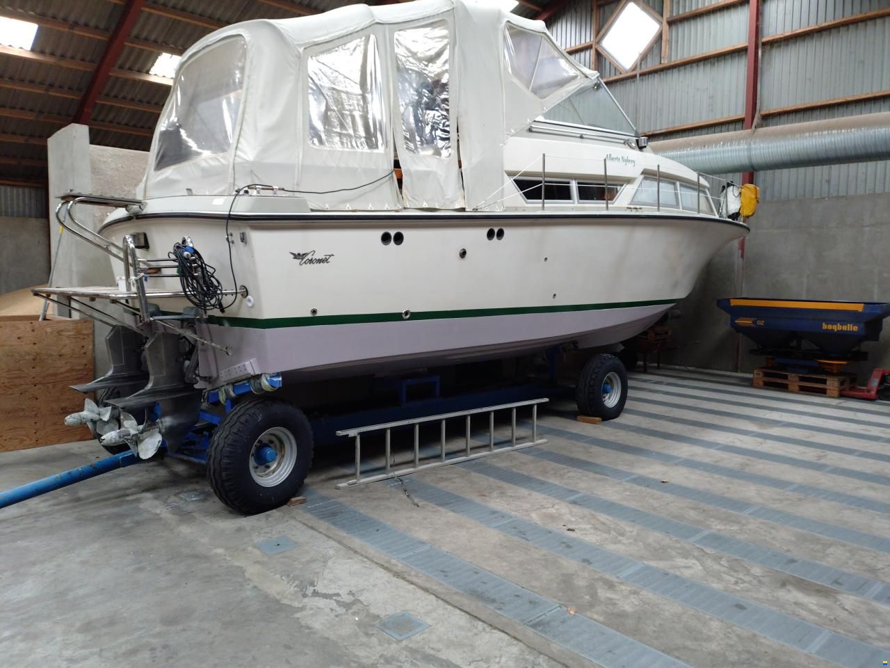 Coronet 32 Oceanfarer