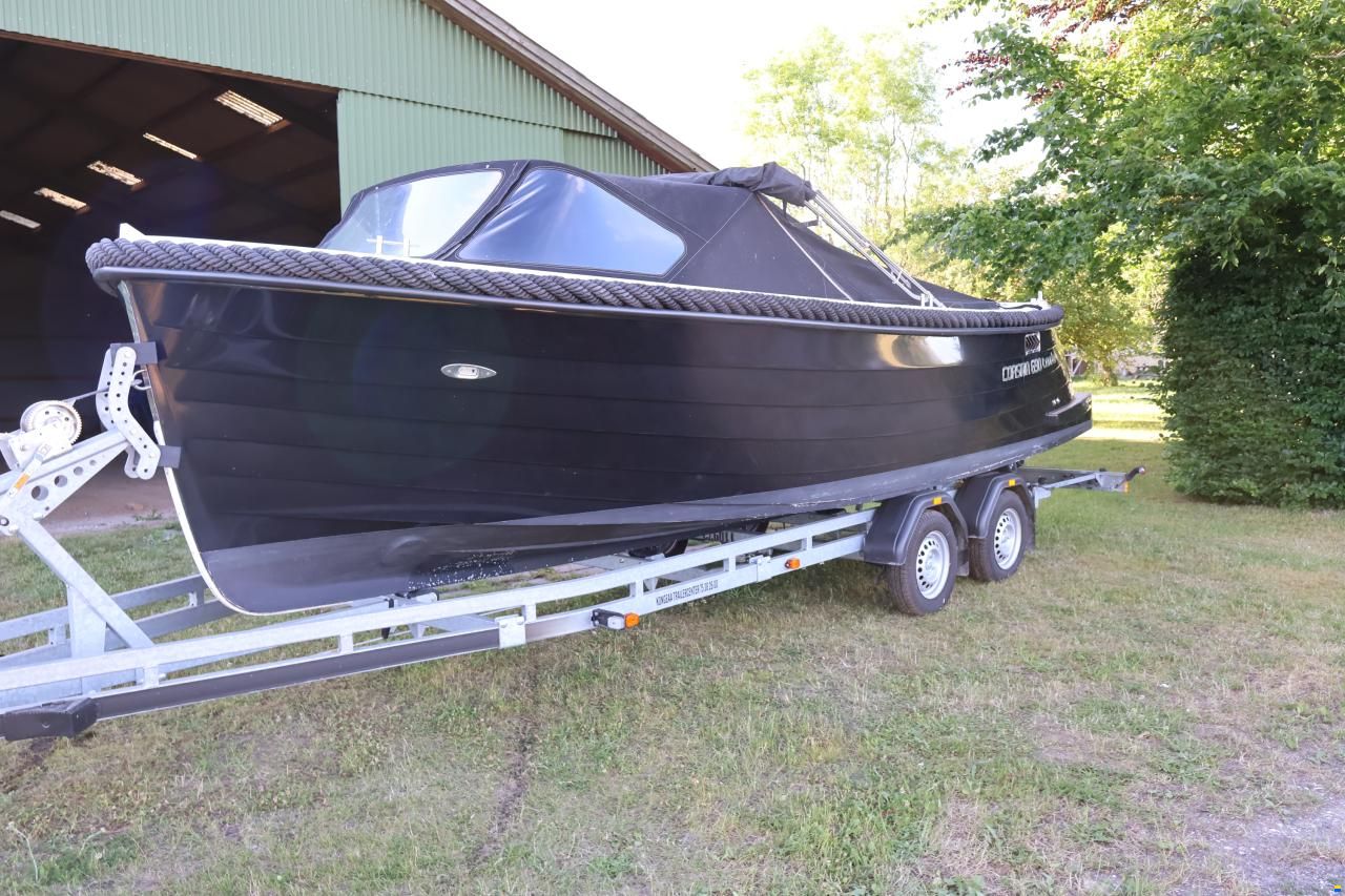 Corsiva 690 Tender