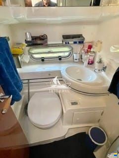 Sealine F330