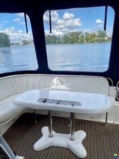 Sealine F330