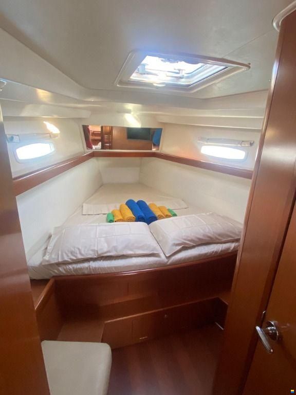 Beneteau OCEANIS 43