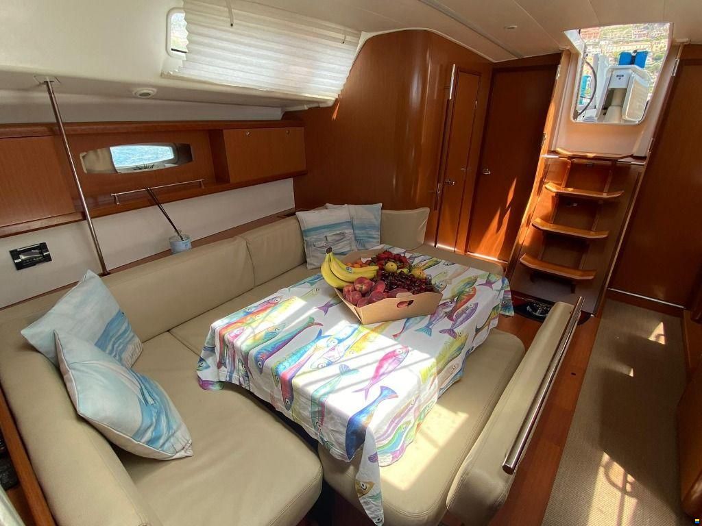 Beneteau OCEANIS 43
