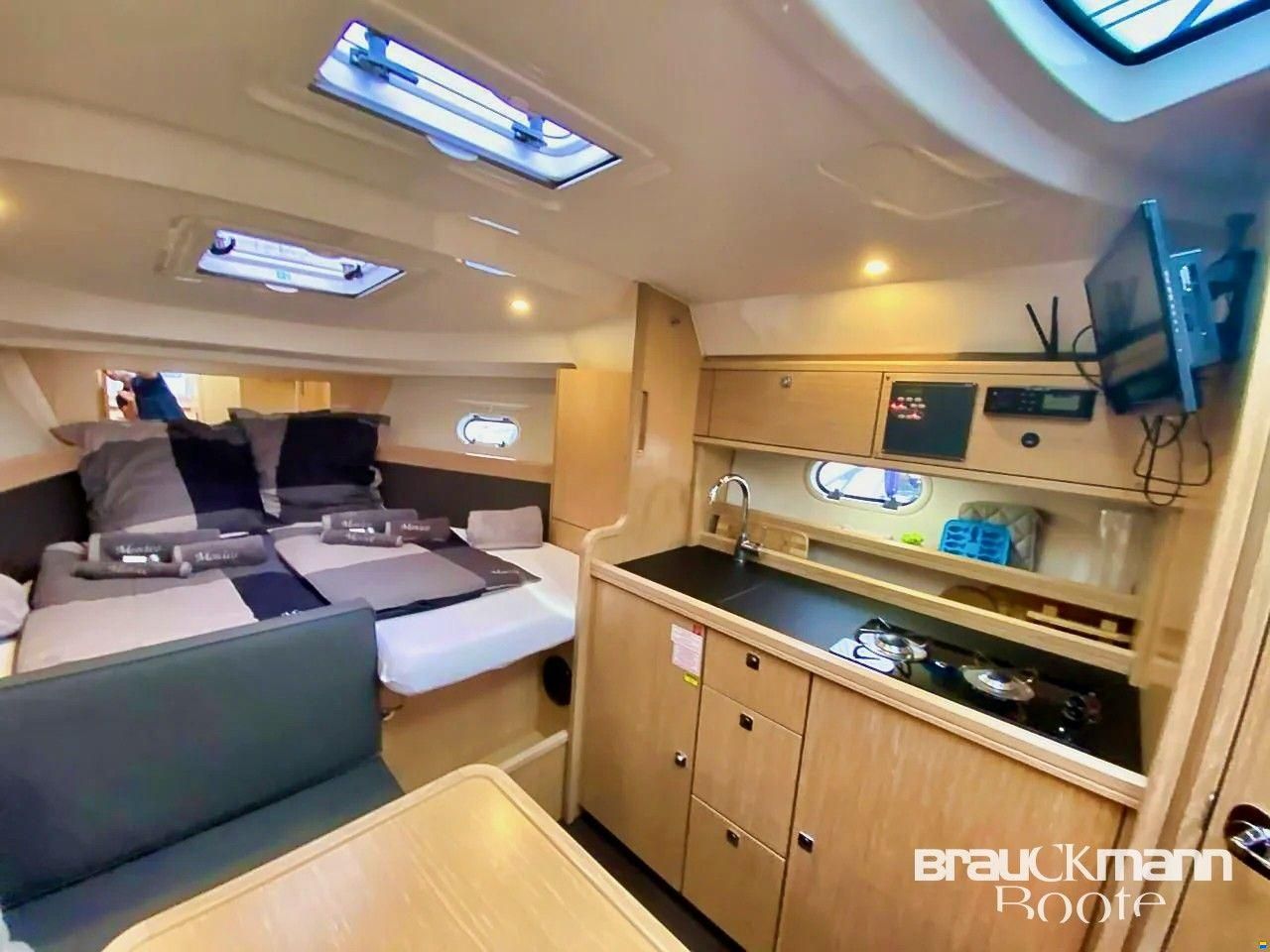 Bavaria 32 Sport Open
