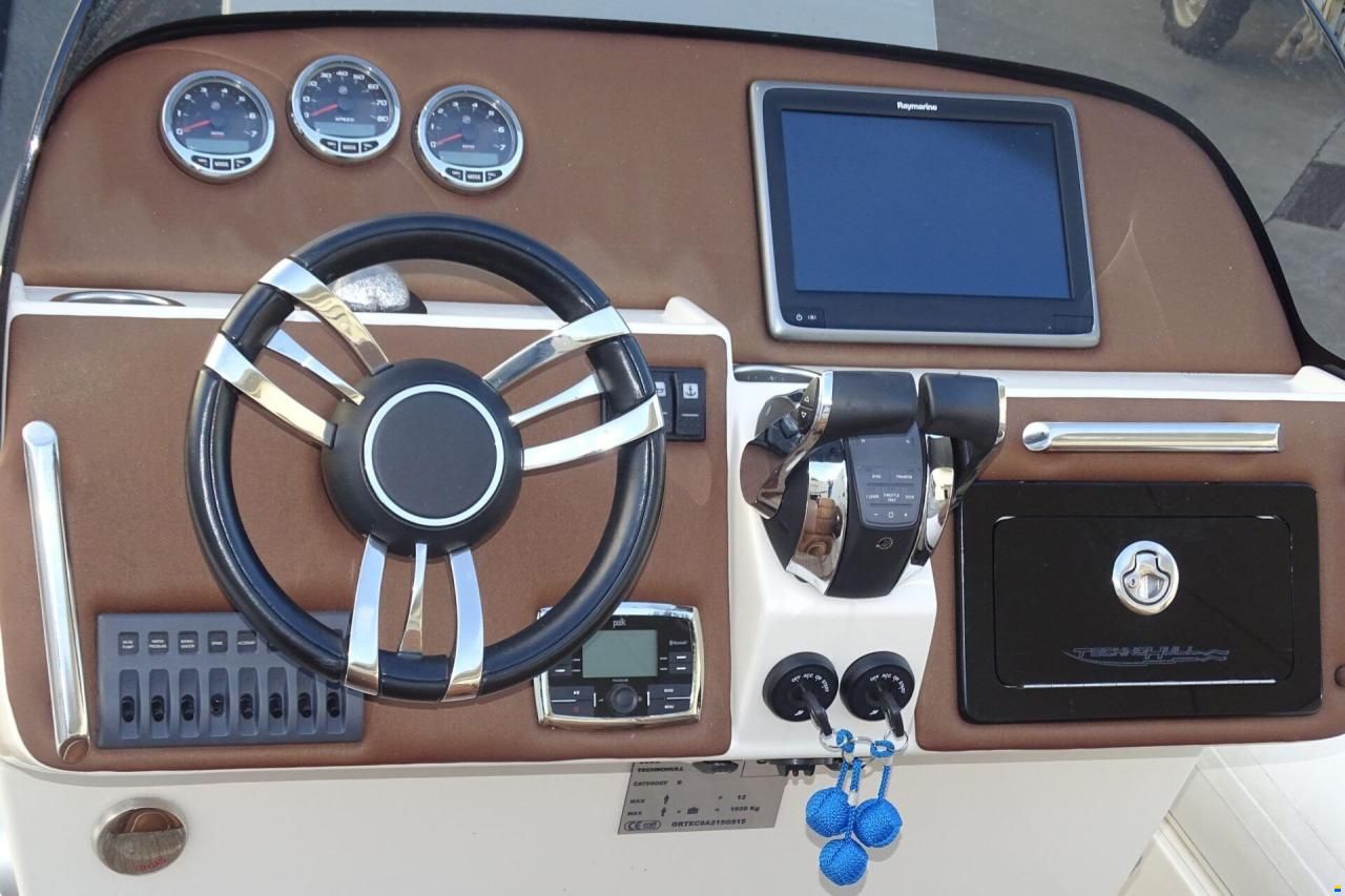Technohull SEADNA999