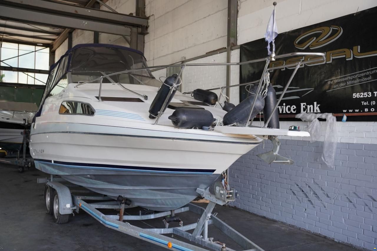 Bayliner 2255 SB