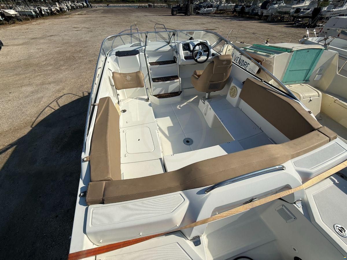 Jeanneau CAP CAMARAT 6.5 DC