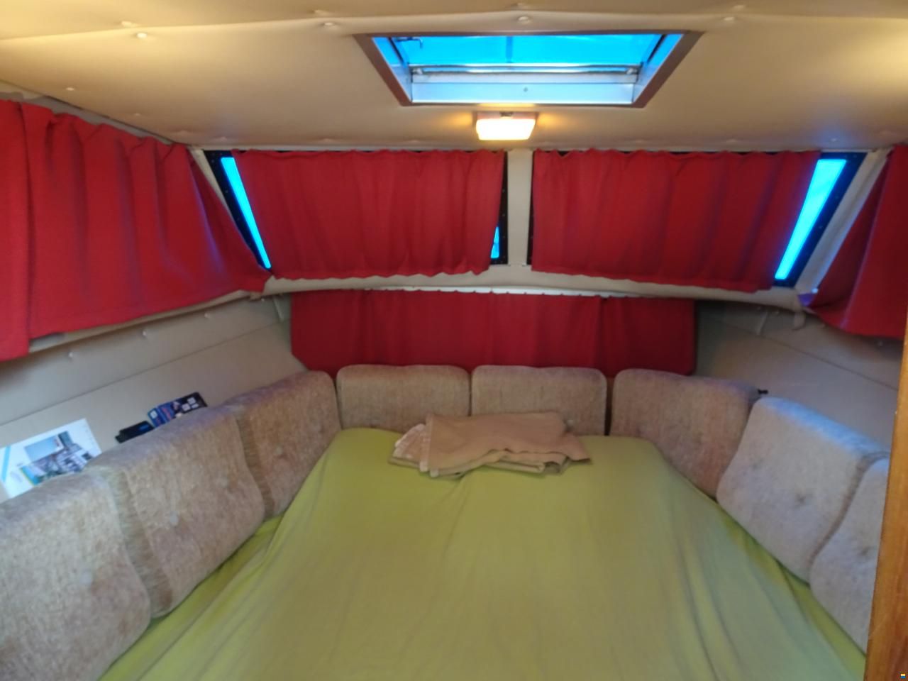 Scand Cabine 26