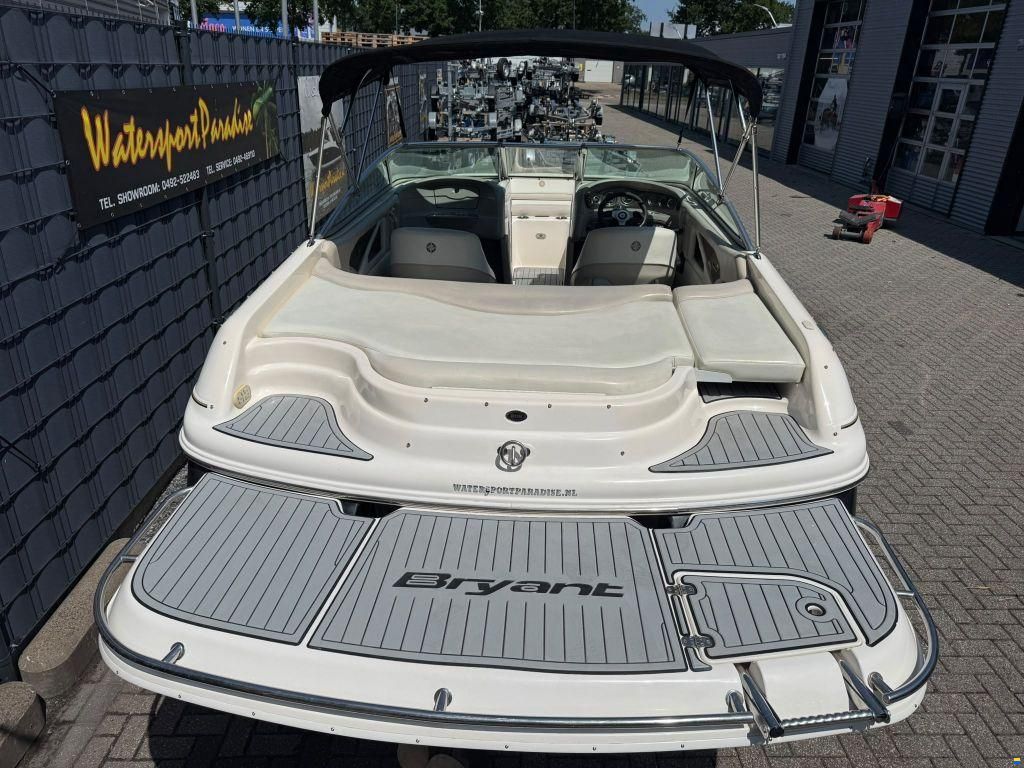Bryant 206 Bowrider