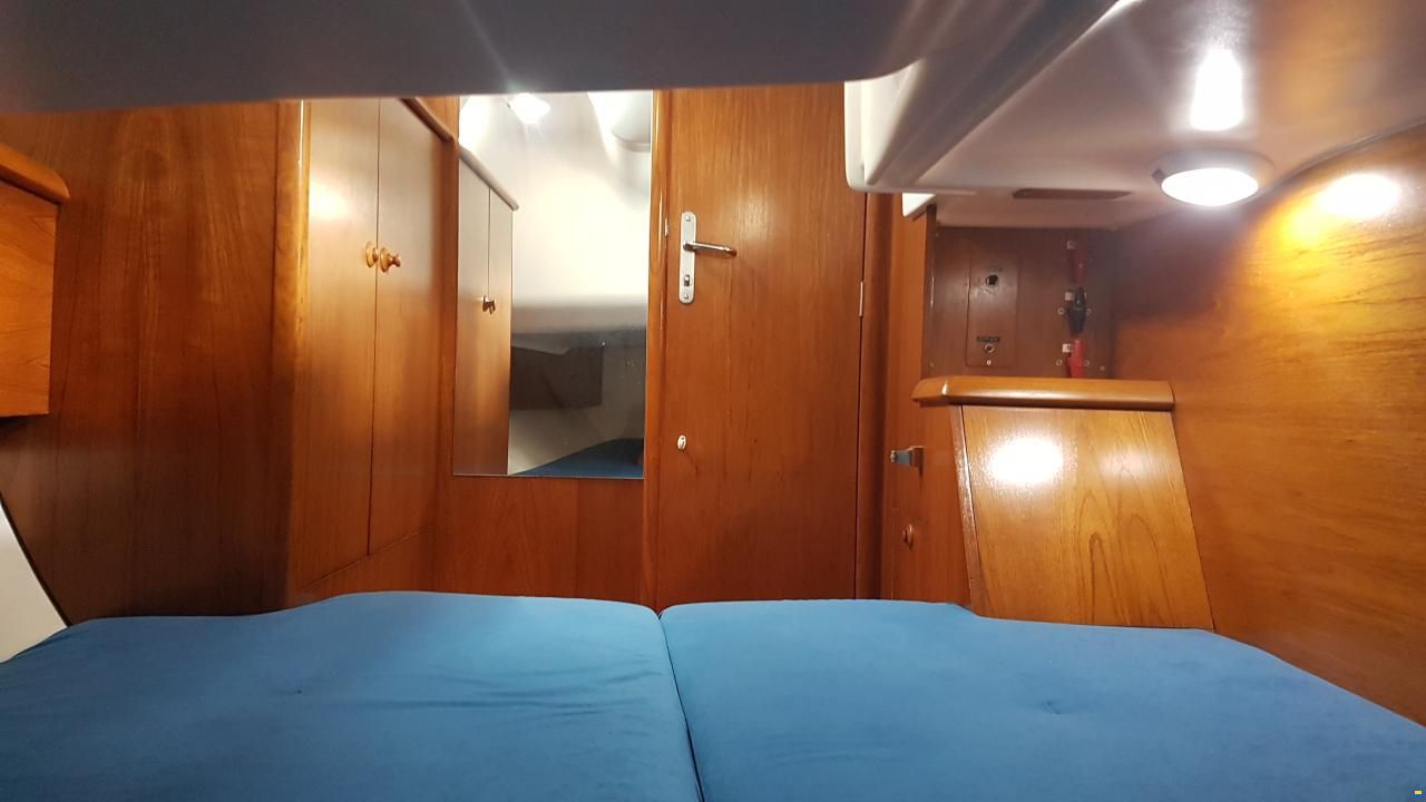 Jeanneau Sun Odyssey 37