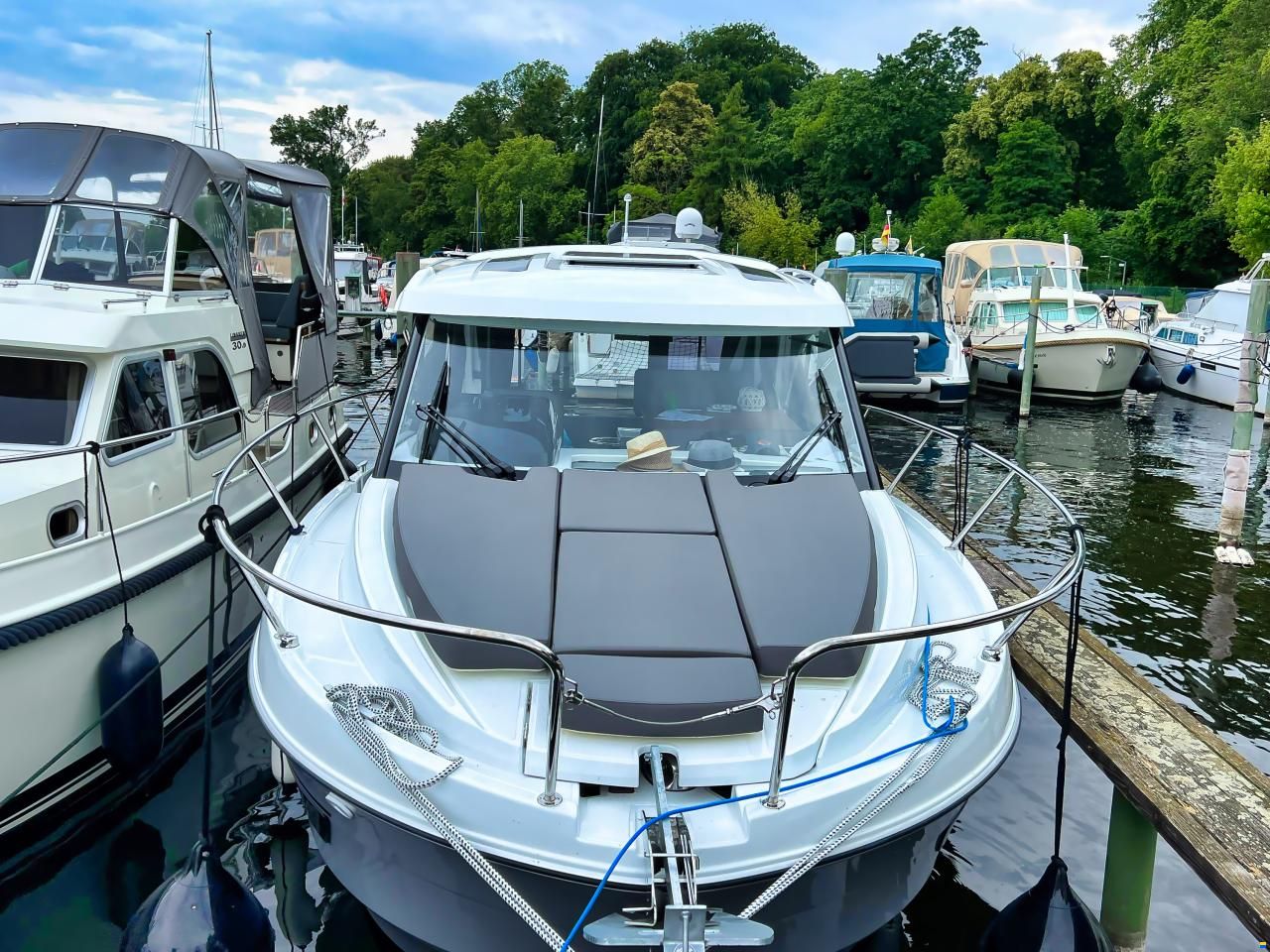 Beneteau Antares 9 OB
