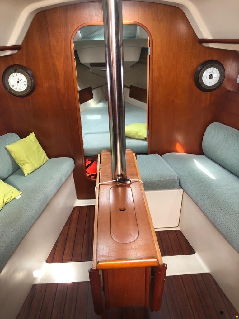 Beneteau Oceanis 321