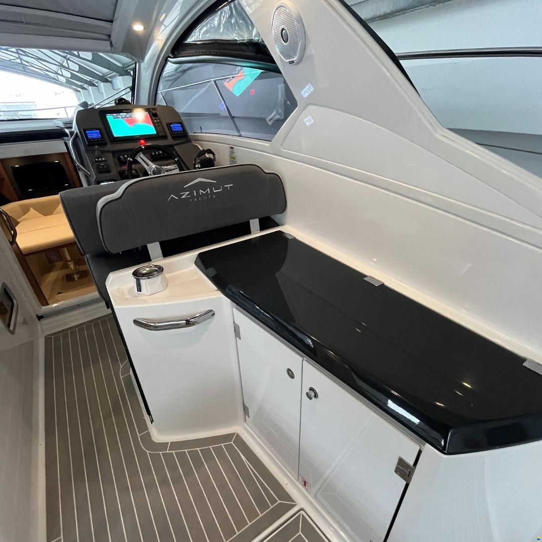 Azimut Atlantis 34