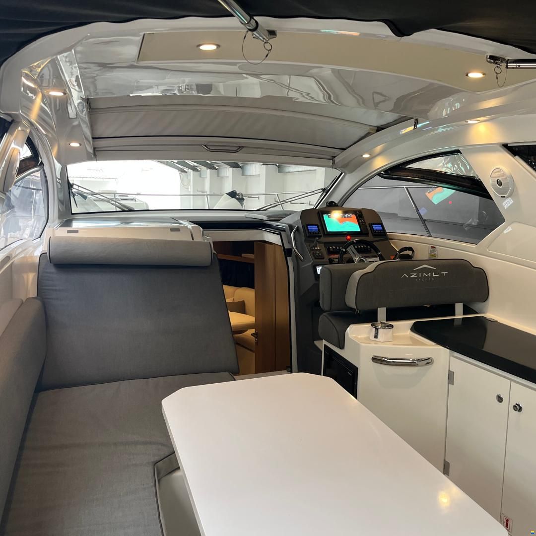 Azimut Atlantis 34
