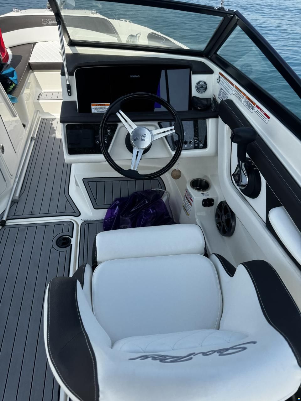 Sea Ray 210 SPXE