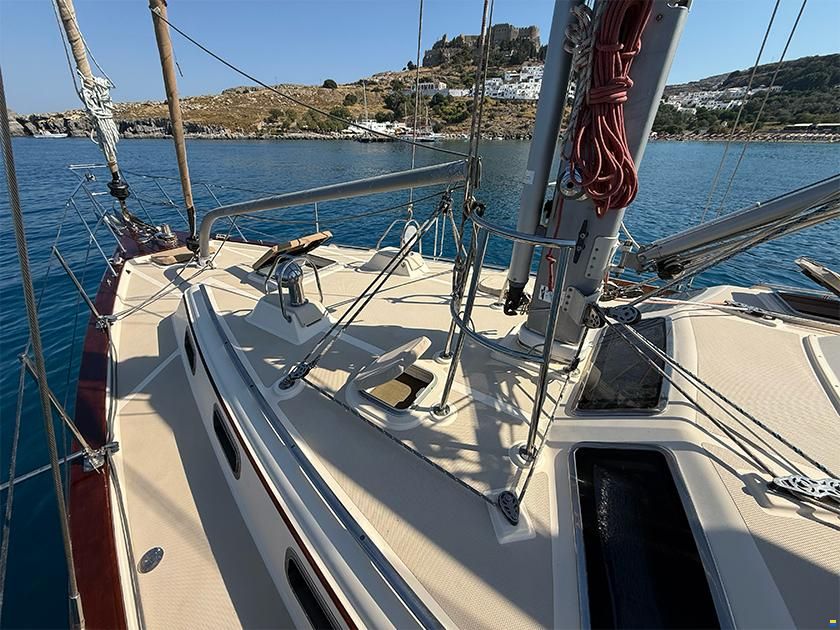 Island Packet 465