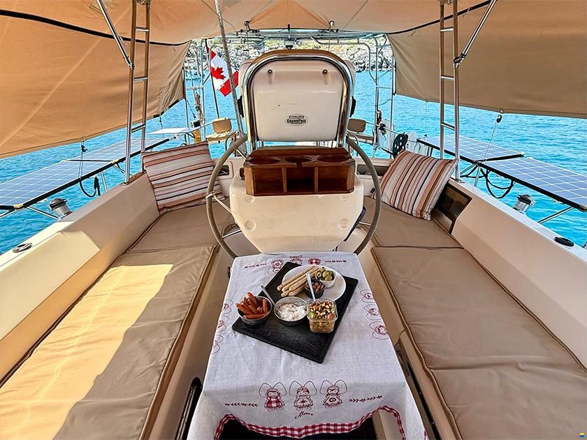 Island Packet 465