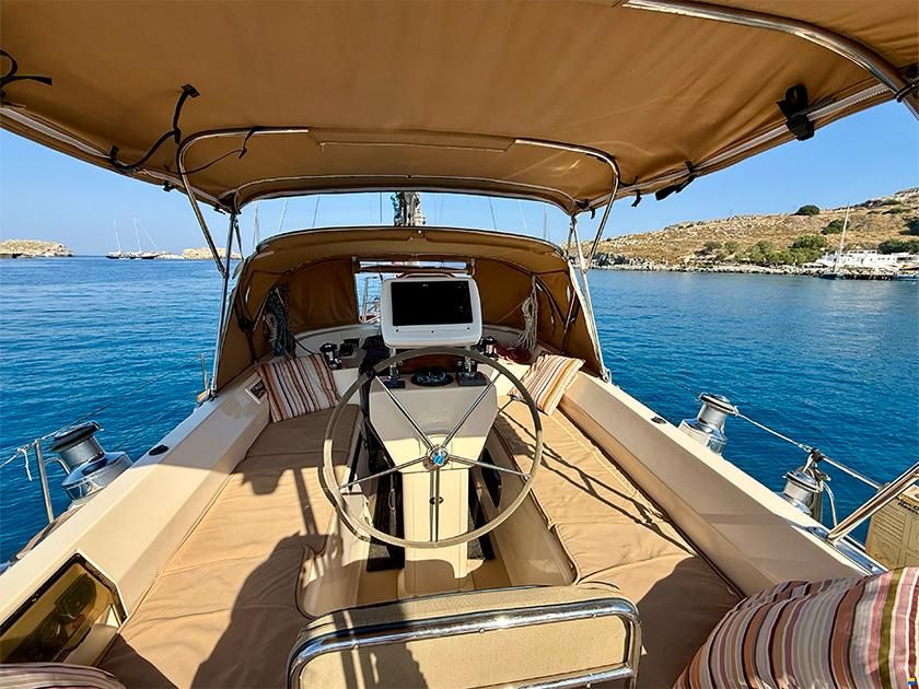 Island Packet 465
