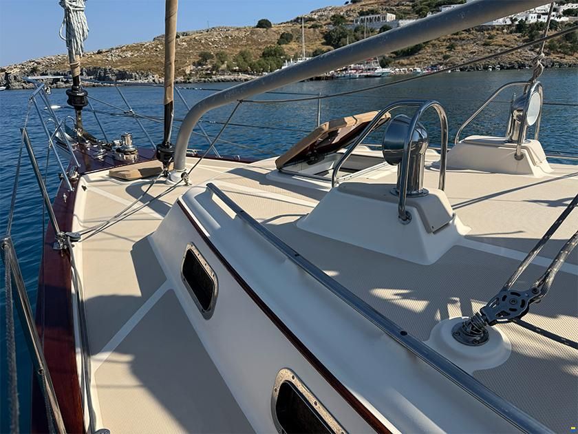 Island Packet 465
