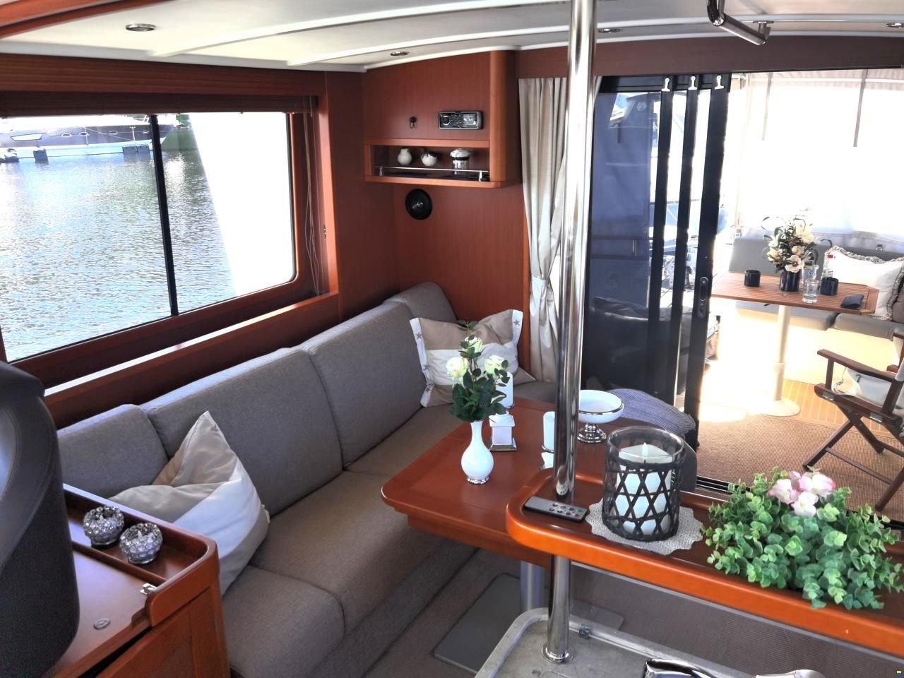 Beneteau Swift Trawler 44