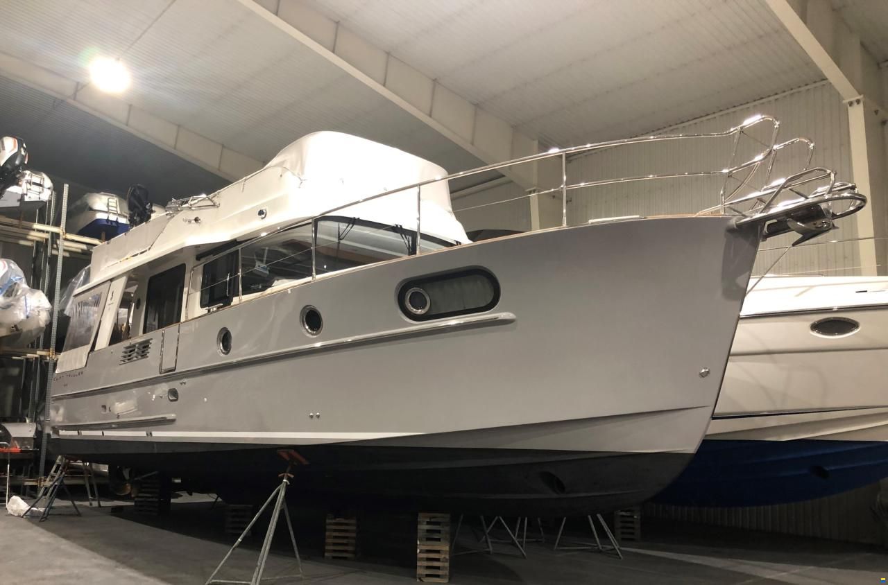 Beneteau Swift Trawler 44