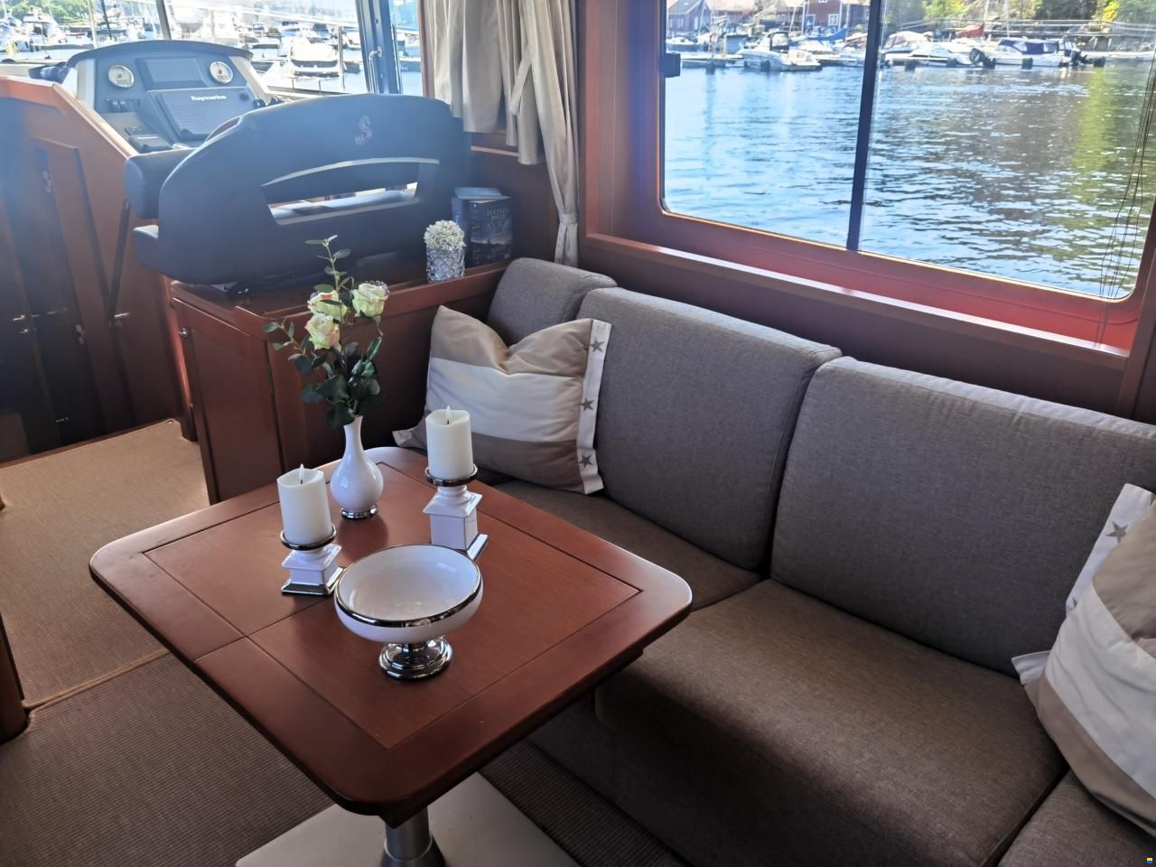 Beneteau Swift Trawler 44