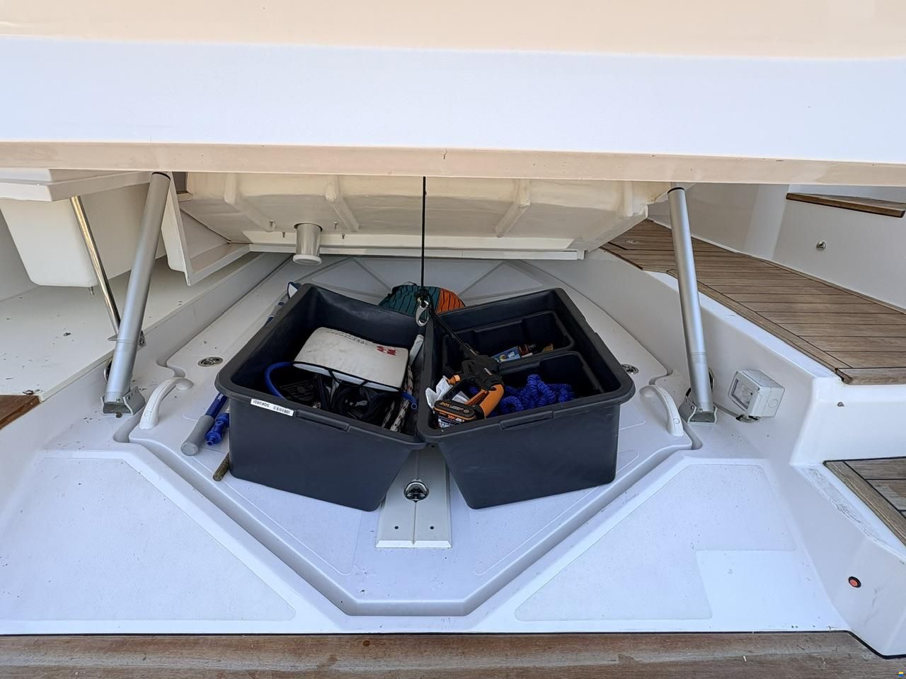 Sessa C44