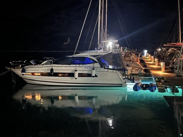 Jeanneau LEADER 36 SPORTTOP MODEL 2019