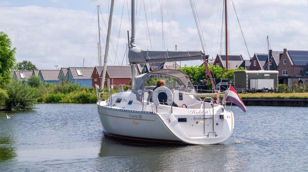 Beneteau OCEANIS 281
