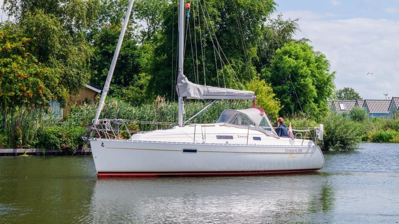 Beneteau OCEANIS 281