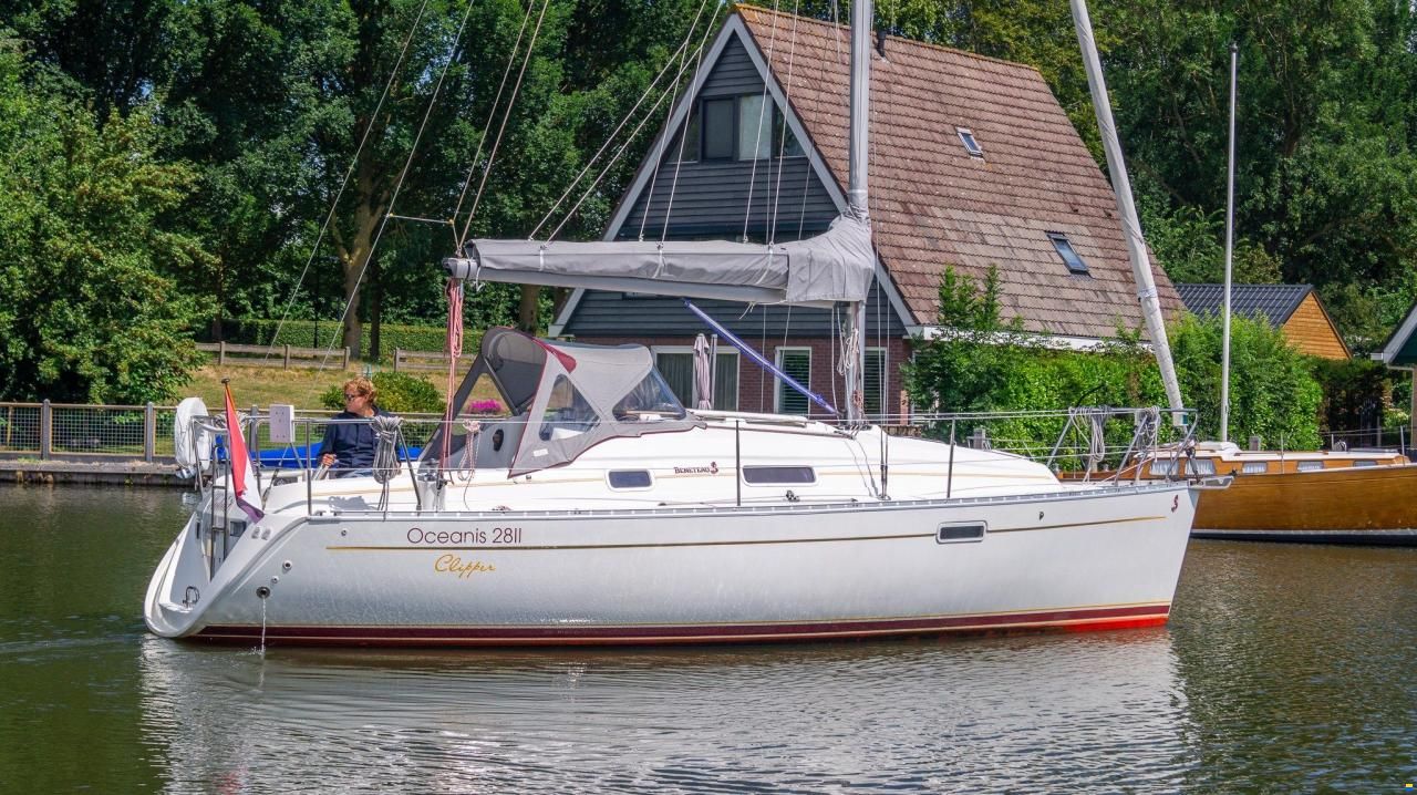 Beneteau OCEANIS 281