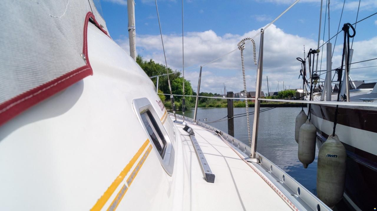 Beneteau OCEANIS 281