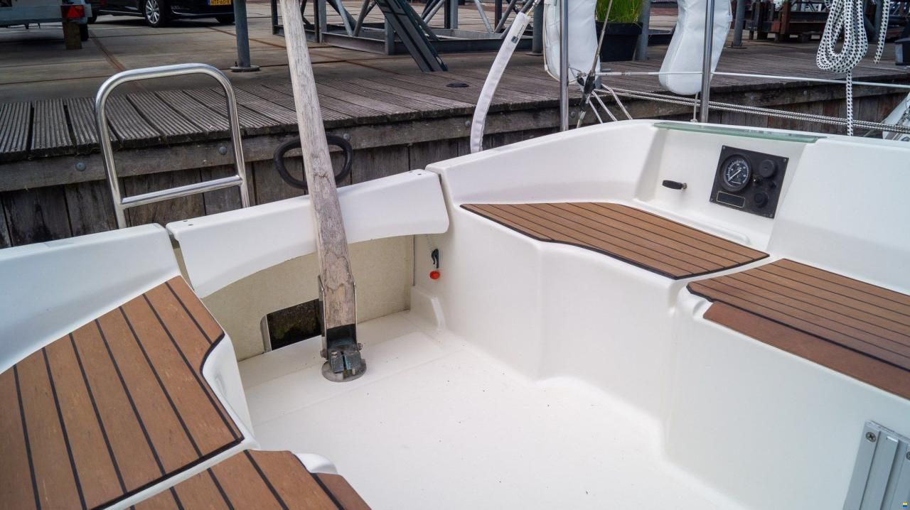 Beneteau OCEANIS 281