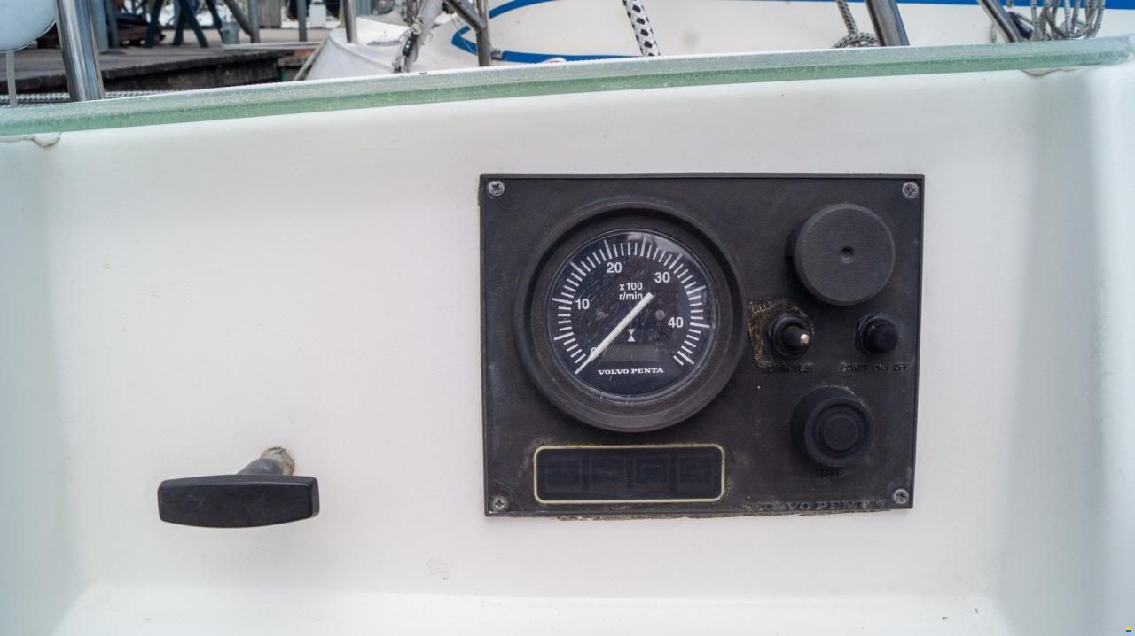 Beneteau OCEANIS 281