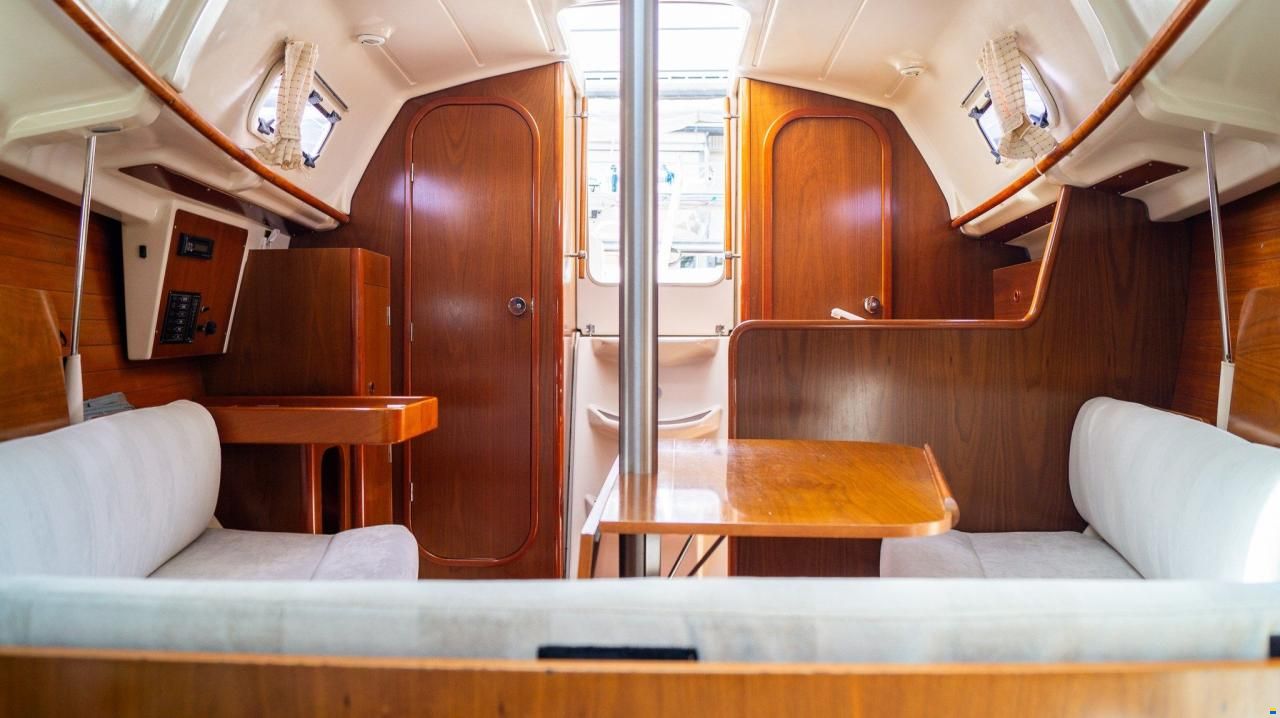 Beneteau OCEANIS 281