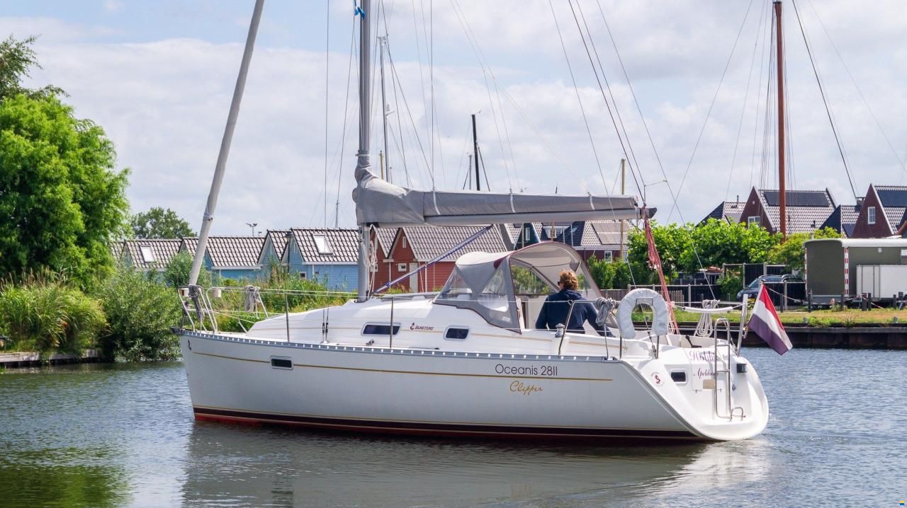 Beneteau OCEANIS 281