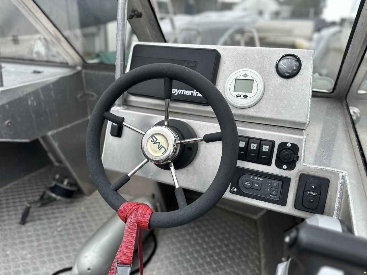 UMS-Boat 460 DC