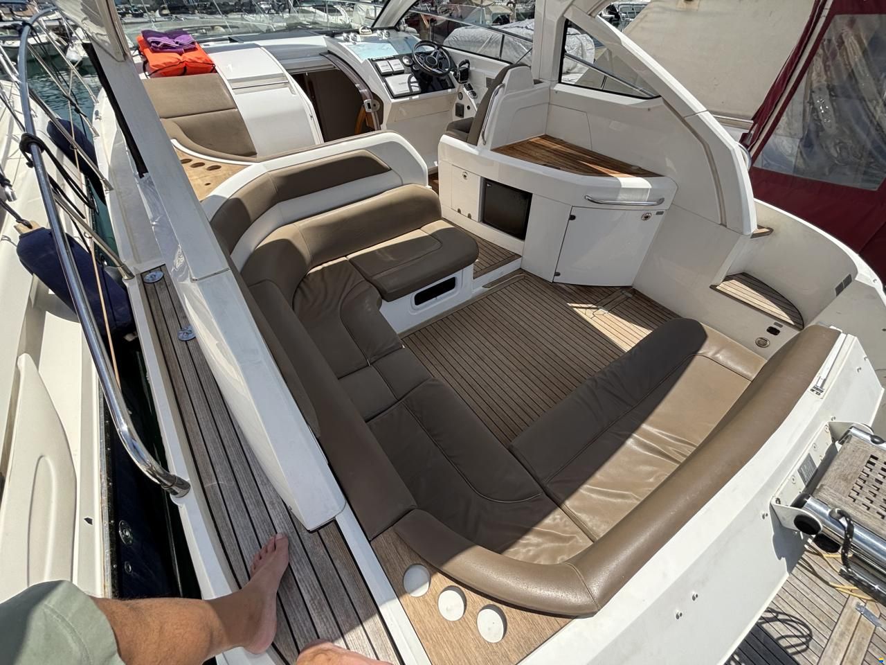 Fairline 38
