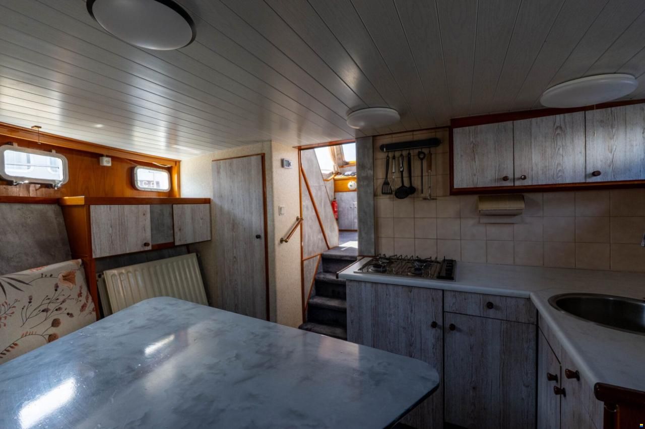 Monty Bank Kotter 38 AK Cabrio