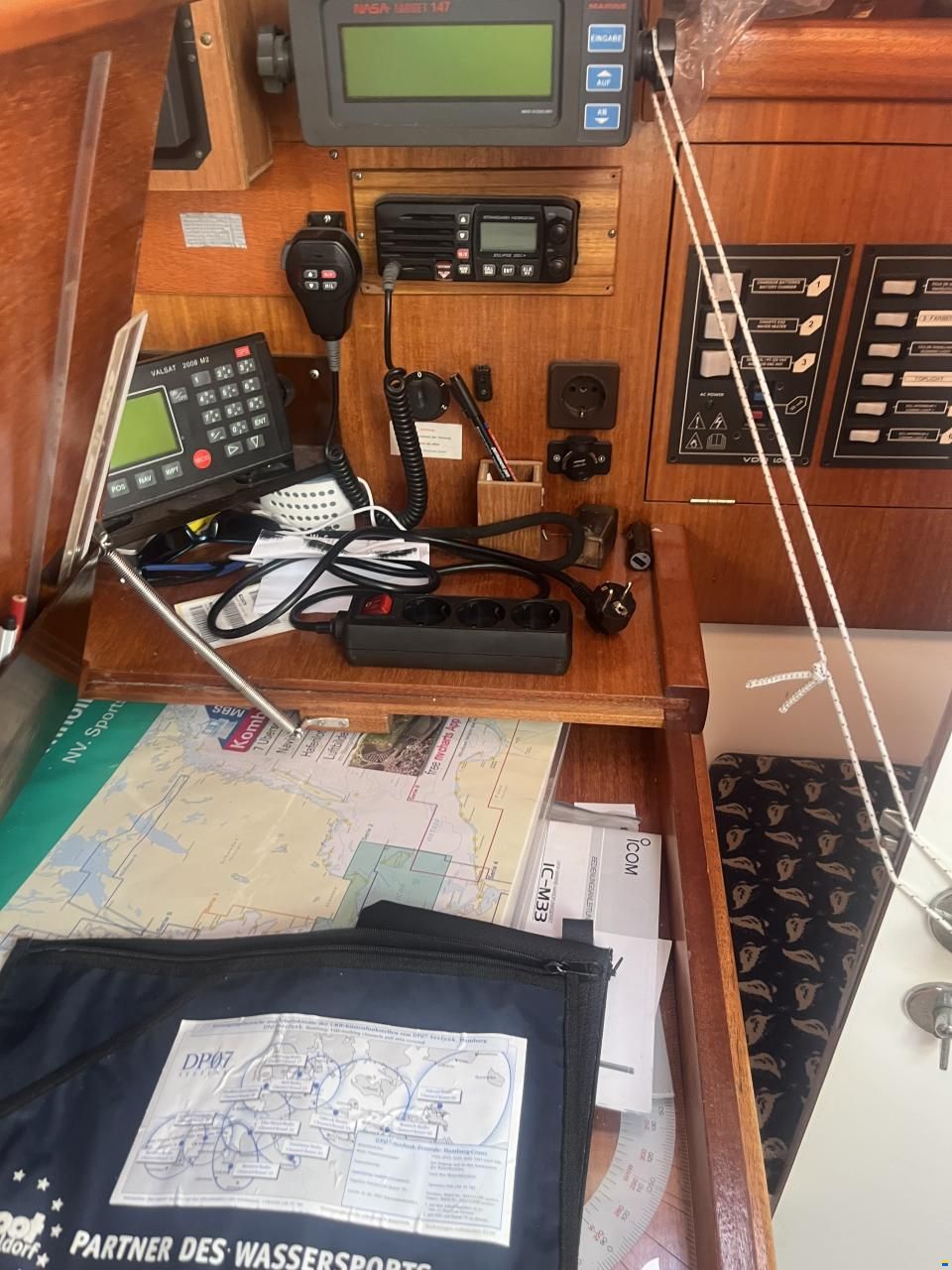 Dufour Classic 32