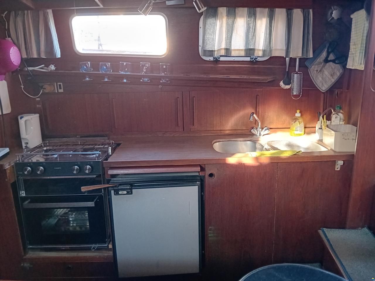Sitala Yachts NAUTICAT 33